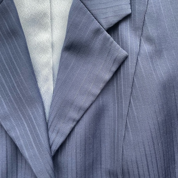 Marigold navy hunt coat with white dickie - Picture 3 of 4